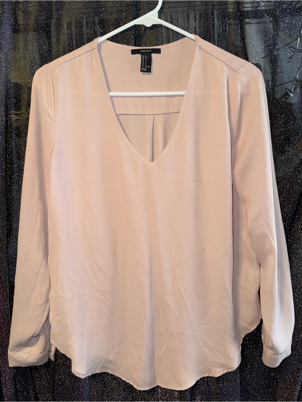 Forever 21 Light Blush V-Neck Long Sleeve Blouse